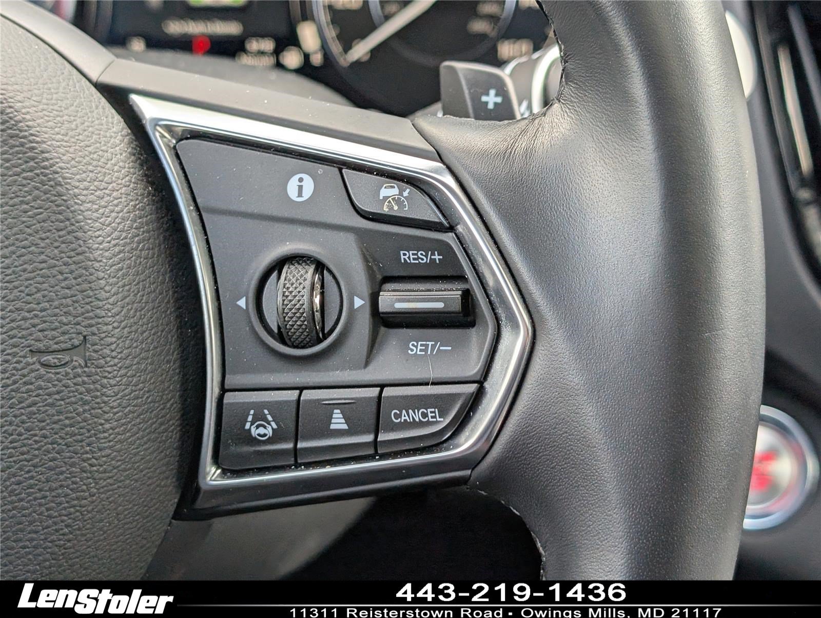 Used 2024 Acura RDX w/ Technology Package AWD/4WD image 25