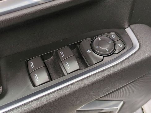 Certified 2025 Chevrolet Silverado 2500 LT w/ Convenience Package image 23