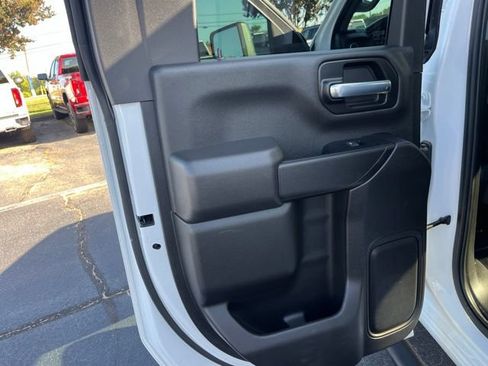 Used 2025 Chevrolet Silverado 2500 W/T w/ WT Convenience Package AWD/4WD image 10