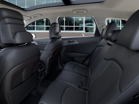 New 2026 Kia Sportage EX image 19