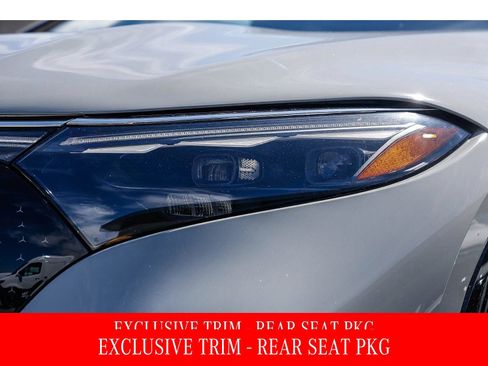 Used 2023 Mercedes-Benz EQS 580 4MATIC SUV image 8