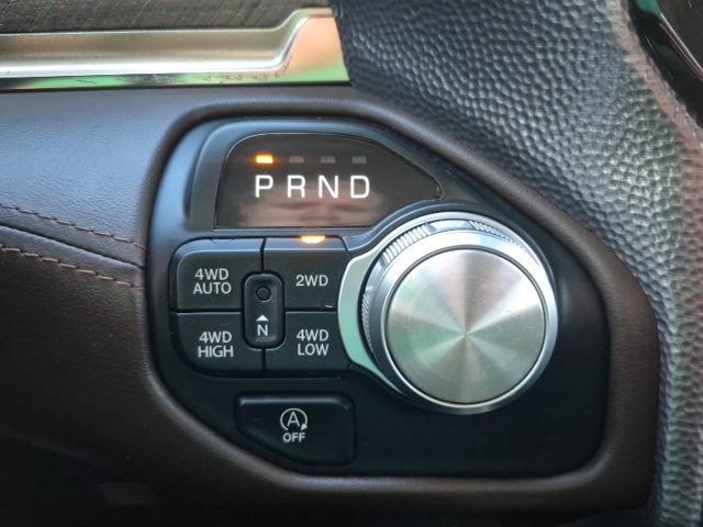 Used 2025 RAM 1500 Limited AWD/4WD image 36