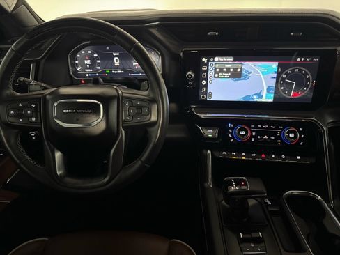 Used 2024 GMC Sierra 1500 Denali Ultimate AWD/4WD image 30