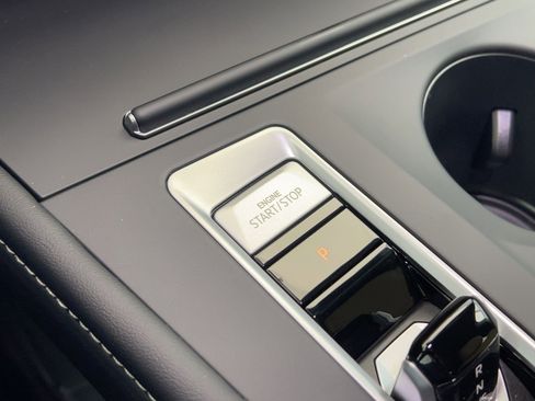 New 2026 Volkswagen Atlas Cross Sport SE image 25