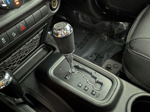 Used 2017 Jeep Wrangler Unlimited Sport w/ Quick Order Package 24S image 25