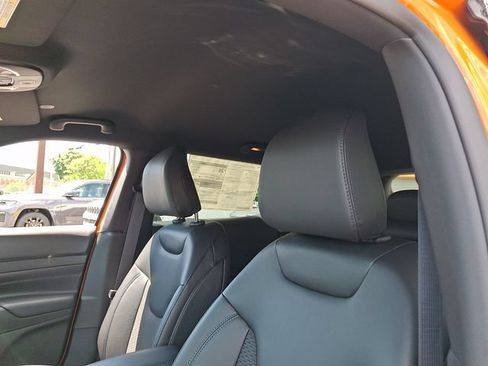 New 2026 Jeep Compass Latitude AWD/4WD image 11