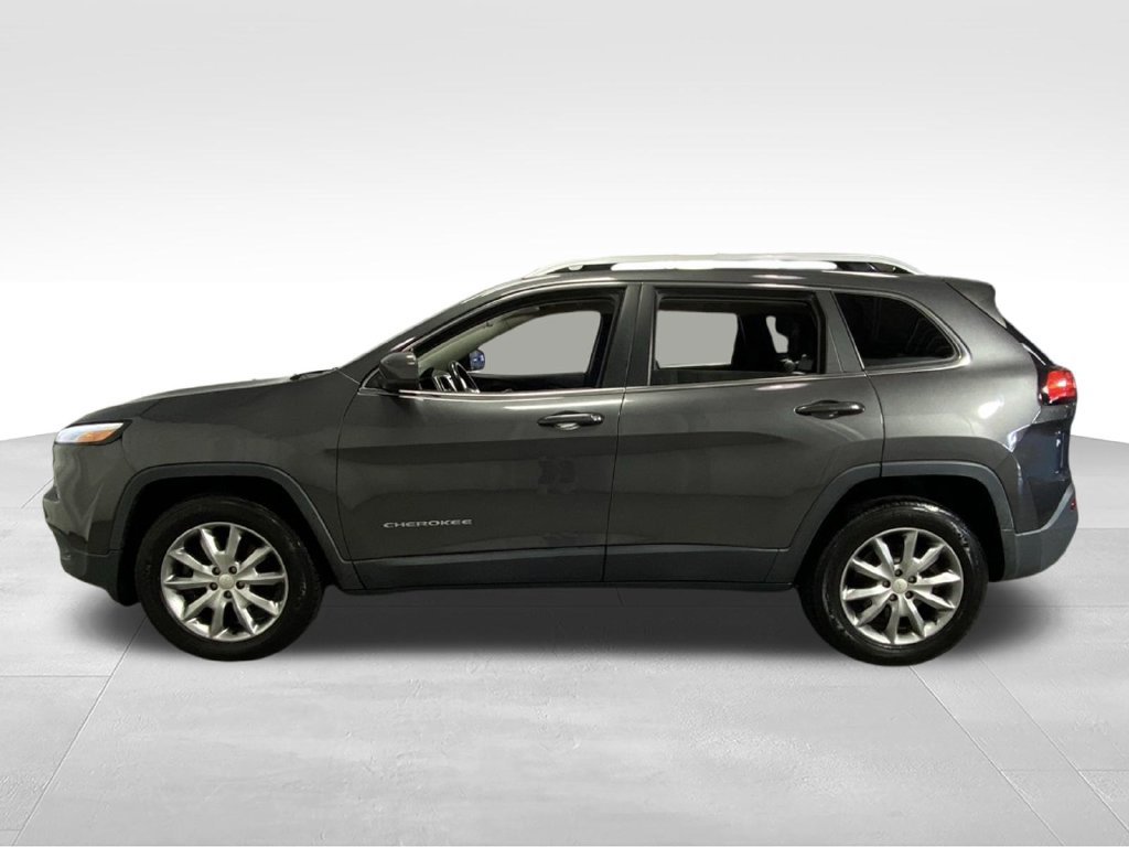Used 2018 Jeep Cherokee Limited AWD/4WD image 7