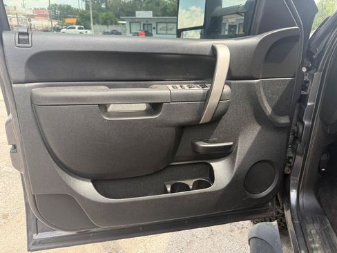 Used 2011 Chevrolet Silverado 1500 LT w/ All-Star Edition AWD/4WD image 21