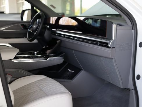 Used 2025 Cadillac Escalade IQ Sport 1 image 39