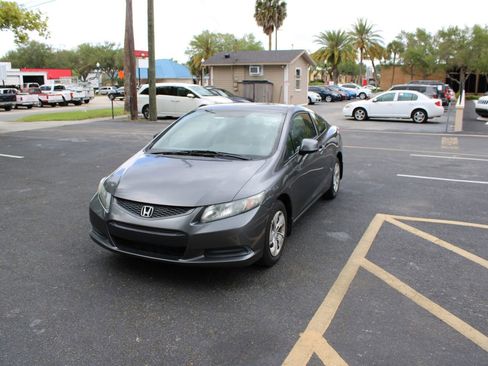 Used 2013 Honda Civic LX image 1