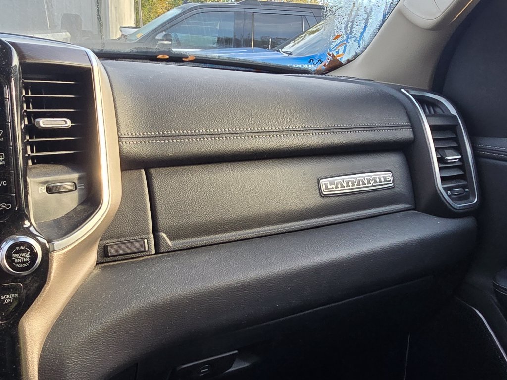 Used 2021 RAM 1500 Laramie AWD/4WD image 33