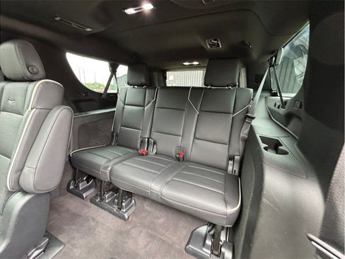 Used 2023 Cadillac Escalade ESV Premium Luxury RWD image 49