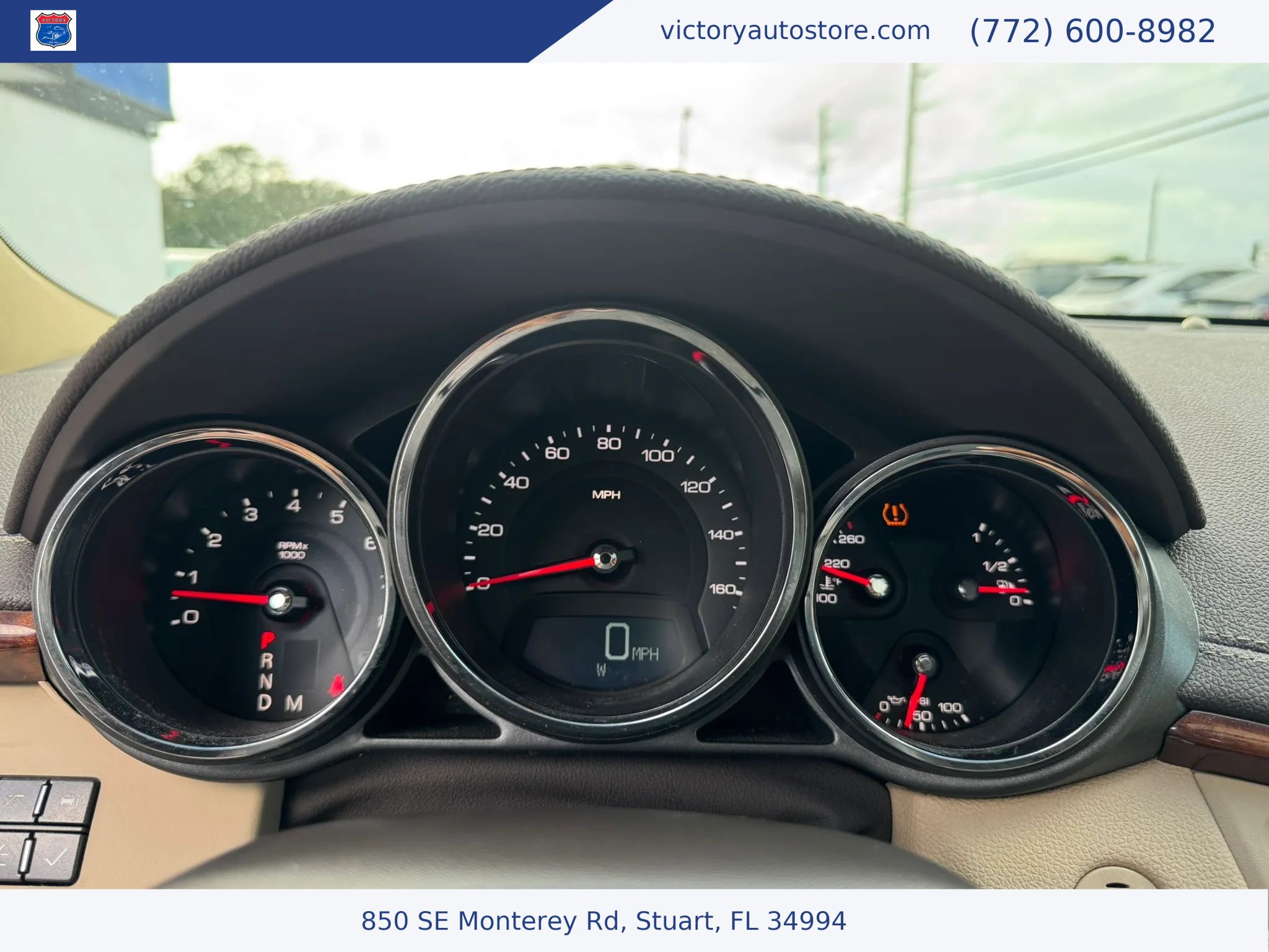 Used 2010 Cadillac CTS Luxury RWD image 25