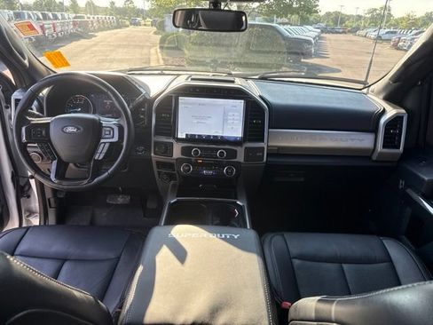 Used 2022 Ford F250 Lariat w/ Lariat Ultimate Package AWD/4WD image 28