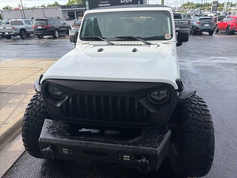 Used 2020 Jeep Wrangler Unlimited Sport S AWD/4WD image 2