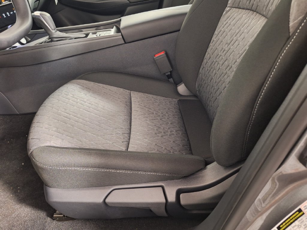 Used 2027 Nissan Sentra SV w/ Floor Mat Package FWD image 28