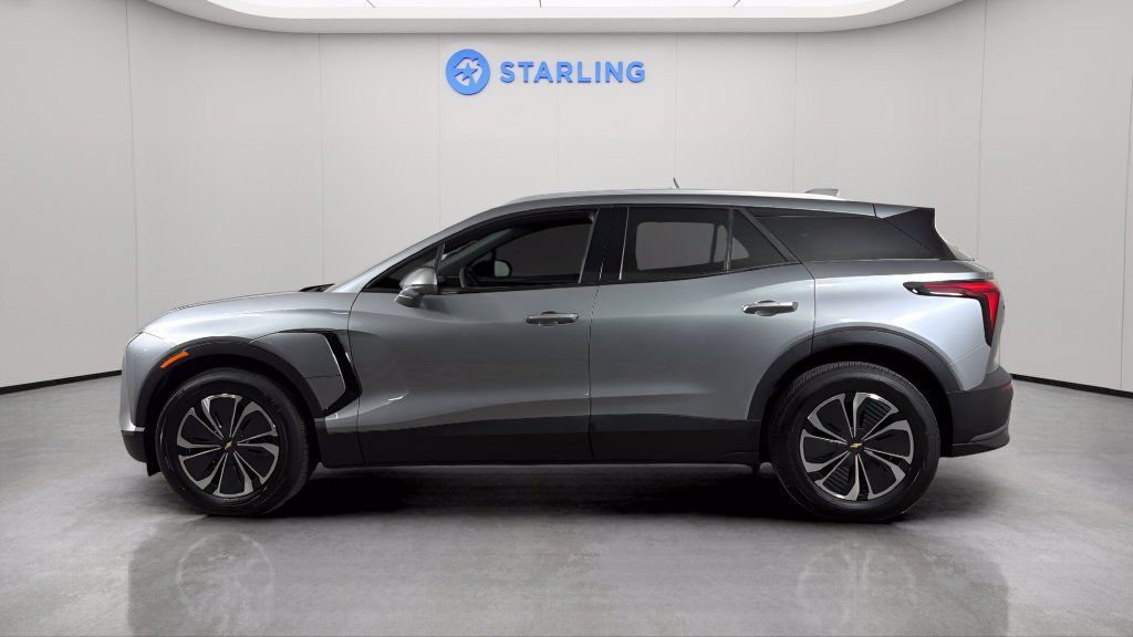 Used 2024 Chevrolet Blazer EV LT AWD/4WD image 4
