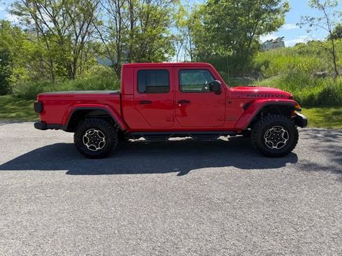 Used 2022 Jeep Gladiator Mojave w/ Dual Top Group AWD/4WD image 3