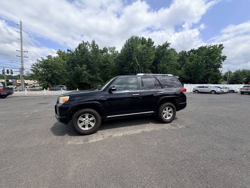 Used 2010 Toyota 4Runner Limited AWD/4WD image 32