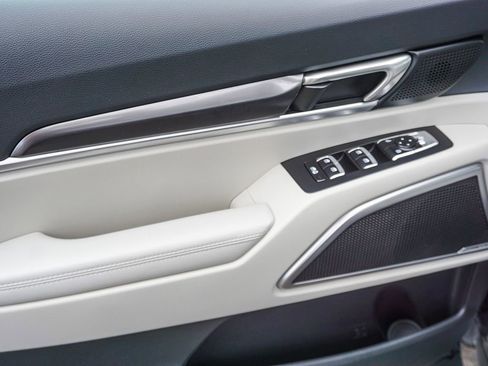 Certified 2024 Kia Telluride S FWD image 19