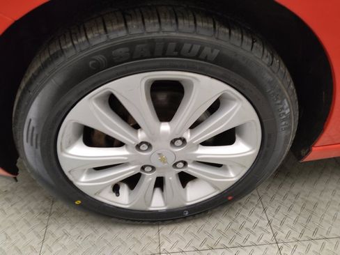 Used 2017 Chevrolet Spark LT image 31