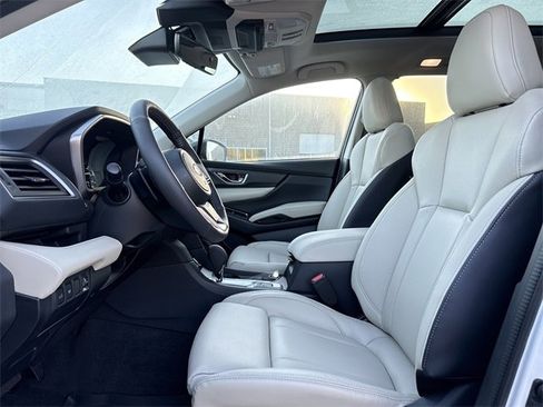 New 2025 Subaru Ascent Limited image 11