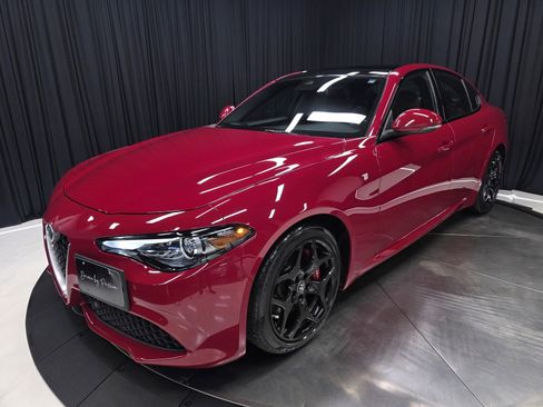 Used 2022 Alfa Romeo Giulia Ti image 47