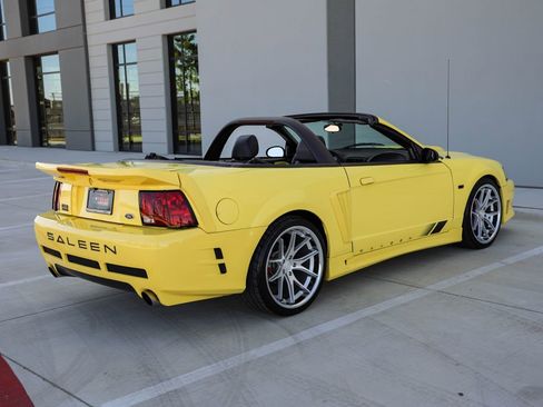 Used 2003 Ford Mustang GT image 7