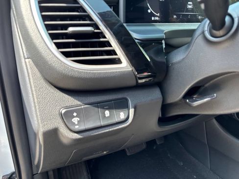 Certified 2024 Kia Seltos S AWD/4WD image 25