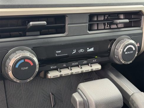 Used 2024 Toyota Tacoma SR image 19