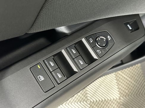 Used 2025 BMW X3 xDrive30i w/ Premium Package image 11