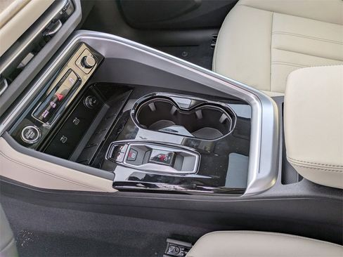 New 2025 Audi Q5 Premium image 14