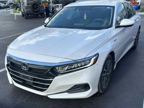Used 2022 Honda Accord Hybrid image 1