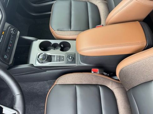 New 2025 Ford Bronco Sport Outer Banks AWD/4WD image 16