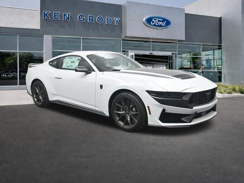 New 2026 Ford Mustang Dark Horse image 1