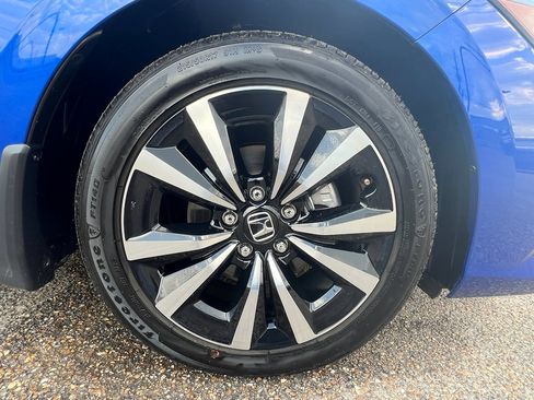 Used 2024 Honda Civic EX image 11