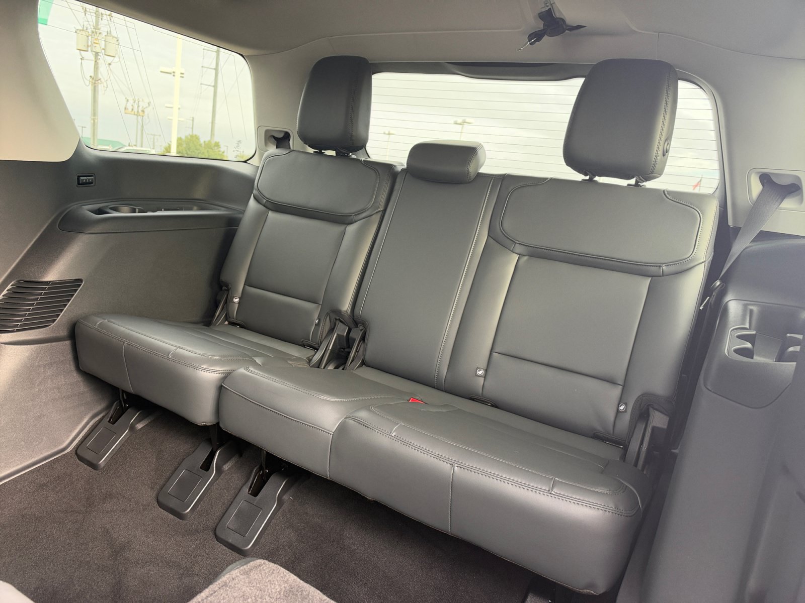 Used 2027 Ford Expedition Active RWD image 17