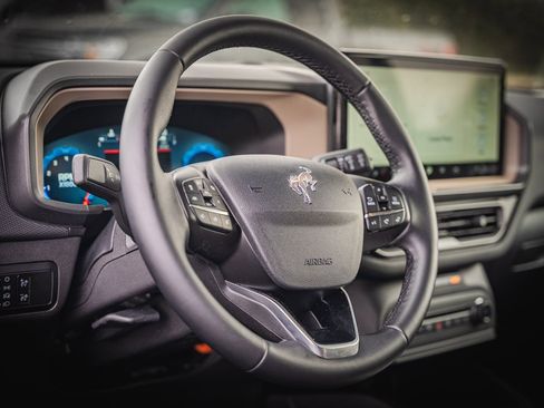 Certified 2025 Ford Bronco Sport Big Bend w/ Convenience Package image 22