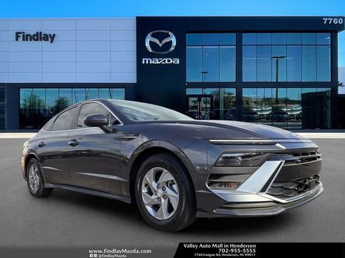 Used 2025 Hyundai Sonata SE FWD image 1