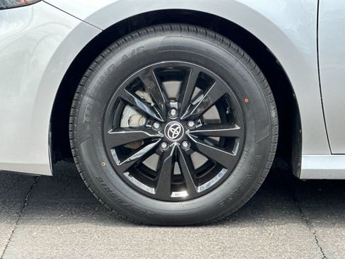 Used 2025 Toyota Camry LE FWD image 22