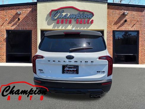 Used 2021 Kia Telluride EX w/ EX Premium Package AWD/4WD image 5