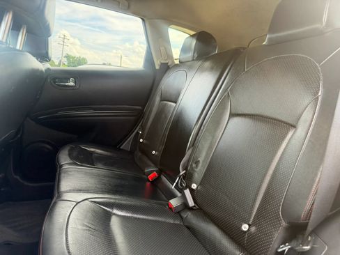 Used 2013 Nissan Rogue SL FWD image 12
