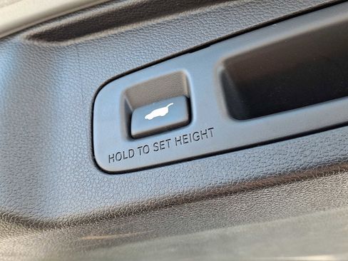 Used 2017 Honda CR-V EX-L image 28