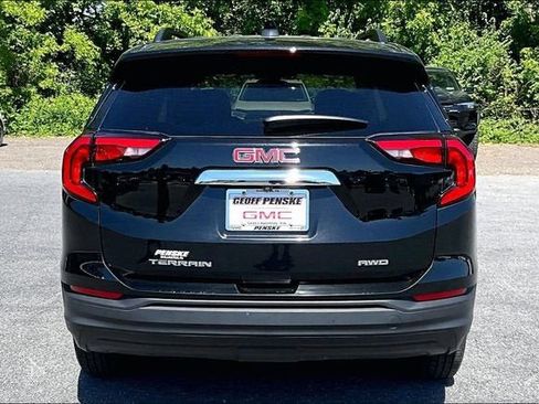 Used 2019 GMC Terrain SLE w/ Driver Convenience Package AWD/4WD image 8