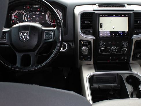 Used 2018 RAM 1500 Big Horn image 20