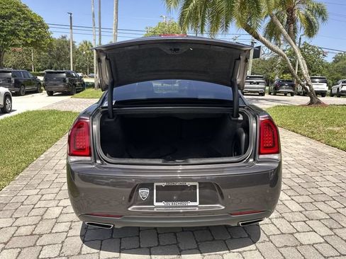 Used 2023 Chrysler 300 S RWD image 28