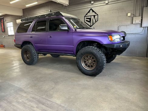 Used 1998 Toyota 4Runner SR5 image 4
