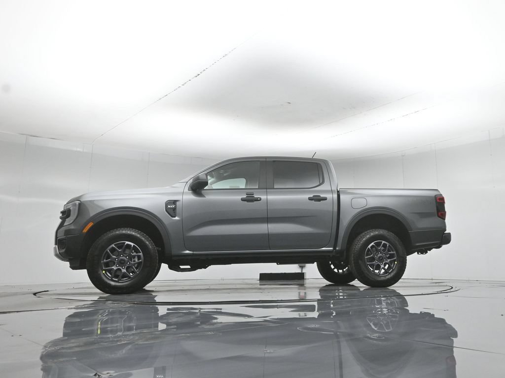 New 2026 Ford Ranger XLT w/ Black Appearance Package AWD/4WD image 48
