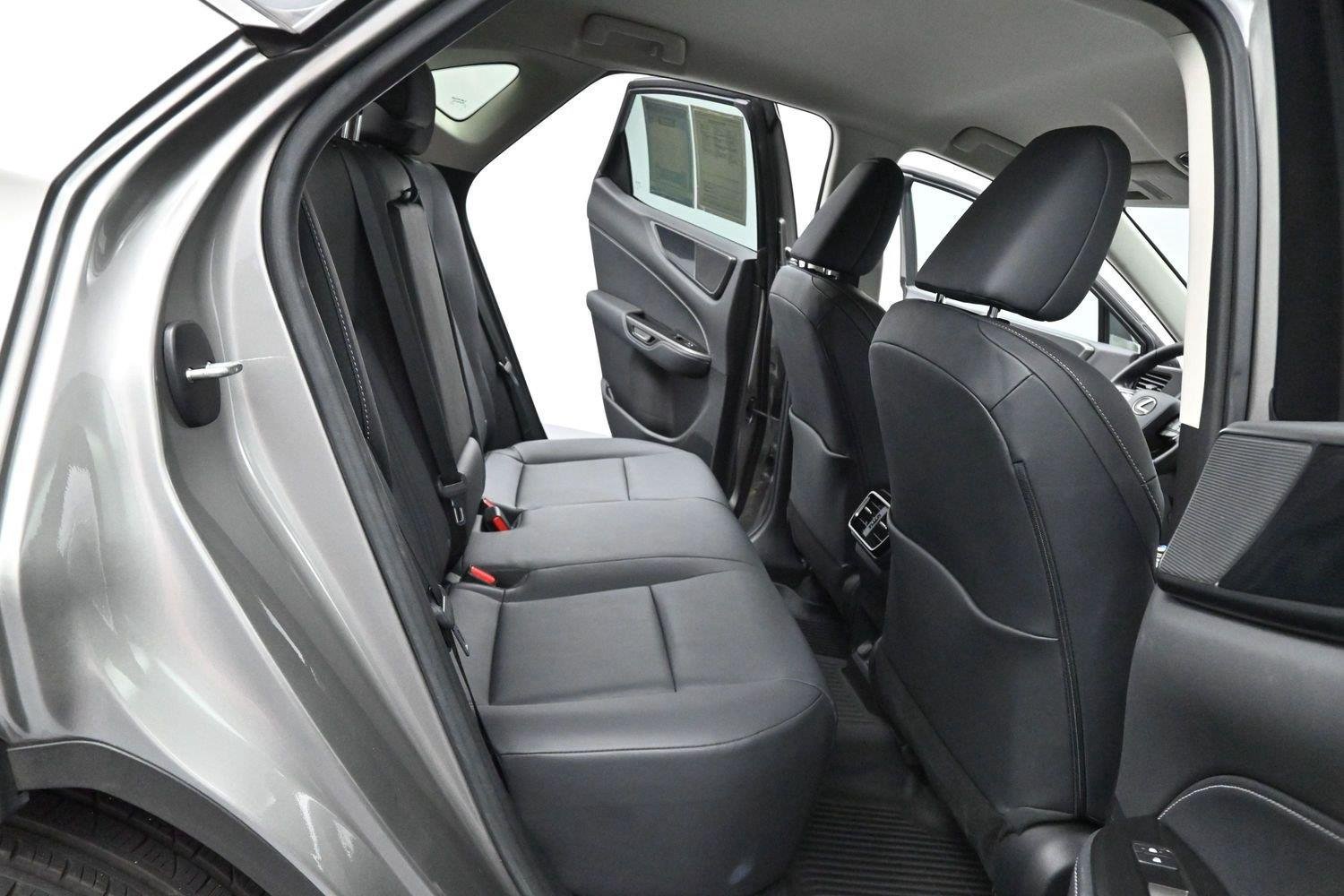 Used 2022 Lexus NX 250 FWD w/ Towing Package (2000 Lbs) image 31