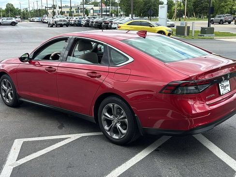 Used 2024 Honda Accord EX image 4